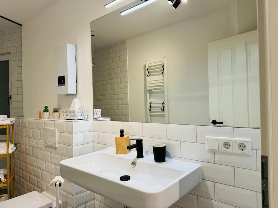 Klassen Stay - Designer Apartment Fuer 6 - Zentral - 2X Kingsize Есен Екстериор снимка
